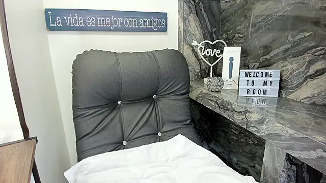 miss danika online show from March 2026 11:03:01 AM