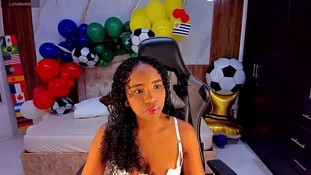 Snapshot of lia_16 chatting on July 2026 11:02:02 AM lia 16 online show from July 2026 11:02:02 AM
