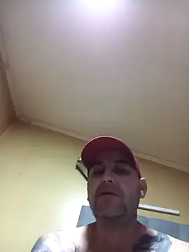 TrainedFinder5 online show from April 2026 01:27:01 AM