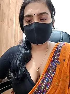 Snapshot of Ritusri_Dotta chatting on January 2025 06:56:01 PM Ritusri Dotta online show from January 2025 06:56:01 PM