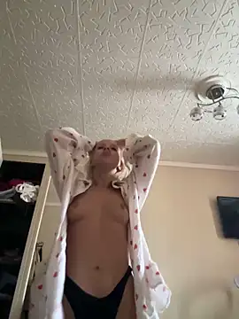 LikaCat online show from January 2025 04:10:01 AM