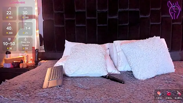 NikkySmiith online show from January 2025 10:19:01 PM