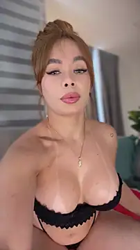 Snapshot of Alison_Diaz17 chatting on May 2026 10:03:01 PM Alison Diaz17 online show from May 2026 10:03:01 PM