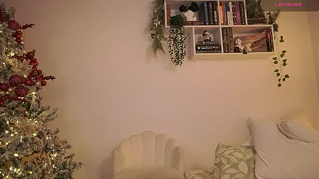 EmilyxRose - online show from December 2024 10:23:01 PM