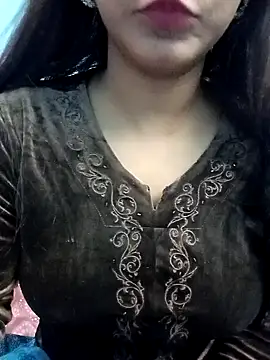 Snapshot of Gulabo-jaan chatting on December 2024 08:09:01 PM Gulabo-jaan online show from December 2024 08:09:01 PM