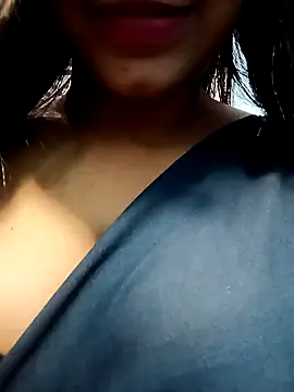 Snapshot of Gulabo-jaan chatting on December 2024 07:07:02 PM Gulabo-jaan online show from December 2024 07:07:02 PM