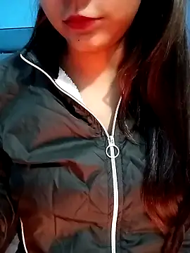 Snapshot of Gulabo-jaan chatting on January 2025 01:08:01 PM Gulabo-jaan online show from January 2025 01:08:01 PM