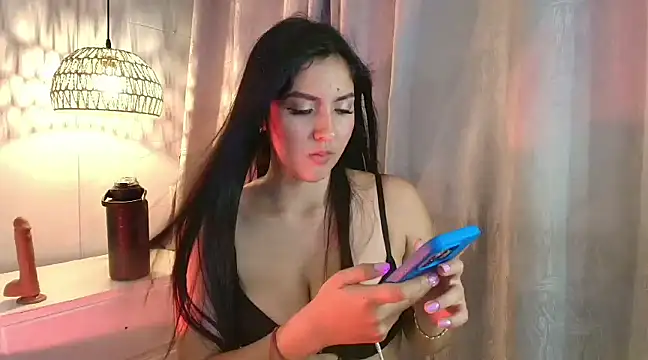 MarianaBenz online show from February 2025 02:29:02 AM