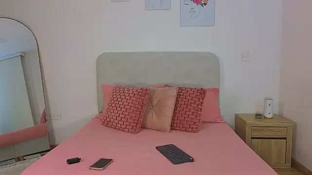 KristennBlue online show from January 2026 11:59:02 AM