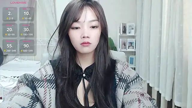 Jenny-Z online show from March 2025 05:11:02 AM