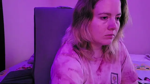 InternetFairy XO online show from October 2025 02:23:02 AM