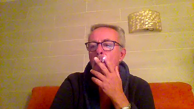 tuggy59 online show from December 2025 04:28:02 AM