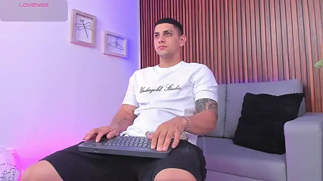 Alex cute77 online show from April 2026 12:16:02 PM