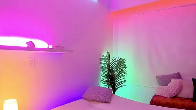 Gloomydoll online show from November 2025 07:21:01 PM