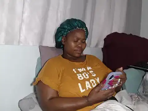 Real1SweetQueen online show from September 2025 12:09:01 PM