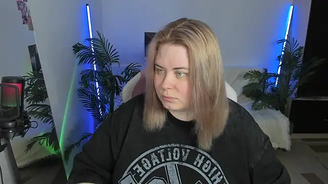 Akemi BBW online show from February 2025 07:35:02 PM