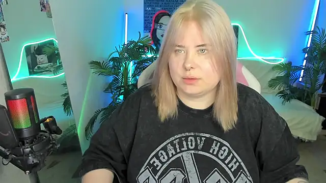 Akemi BBW online show from March 2025 06:48:02 PM