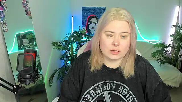 Akemi BBW online show from March 2025 08:23:02 AM