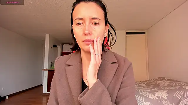 Snapshot of zoe_jeane_beker chatting on December 2024 09:01:01 PM zoe jeane beker online show from December 2024 09:01:01 PM