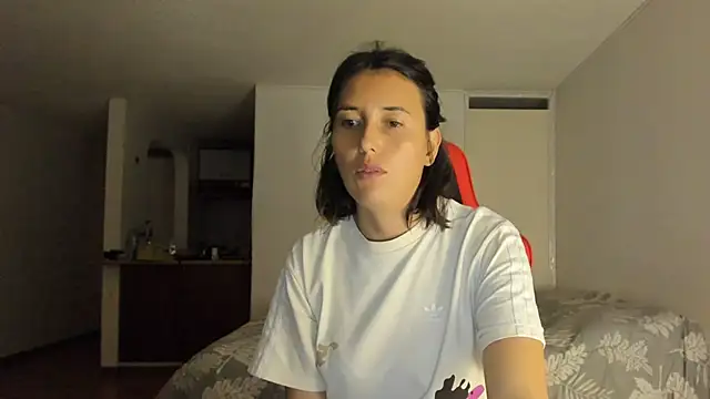 Snapshot of zoe_jeane_beker chatting on February 2025 01:23:02 AM zoe jeane beker online show from February 2025 01:23:02 AM