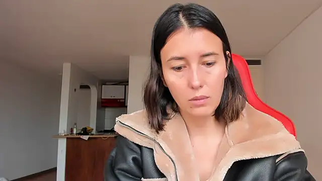 Snapshot of zoe_jeane_beker chatting on February 2025 10:14:02 PM zoe jeane beker online show from February 2025 10:14:02 PM