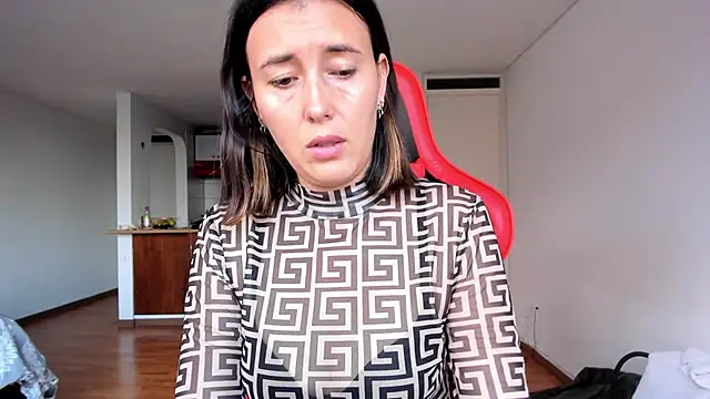 Snapshot of zoe_jeane_beker chatting on February 2025 10:20:02 PM zoe jeane beker online show from February 2025 10:20:02 PM