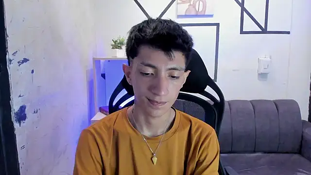 Snapshot of DereckCooperr chatting on October 2025 10:06:02 PM DereckCooperr online show from October 2025 10:06:02 PM