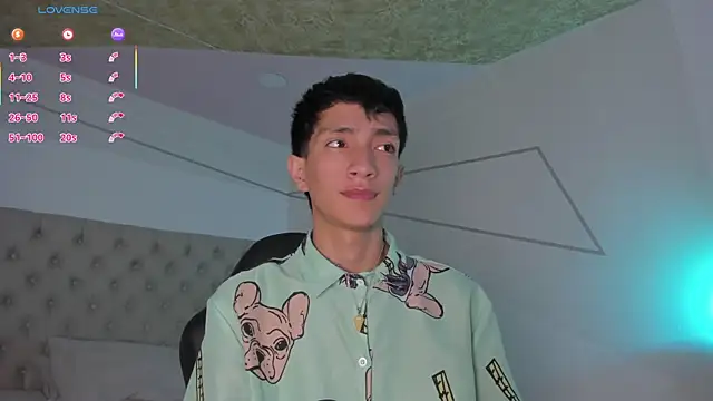 Snapshot of DereckCooperr chatting on October 2025 10:52:02 PM DereckCooperr online show from October 2025 10:52:02 PM