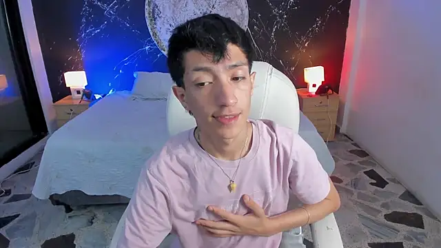 Snapshot of DereckCooperr chatting on October 2025 10:32:01 PM DereckCooperr online show from October 2025 10:32:01 PM