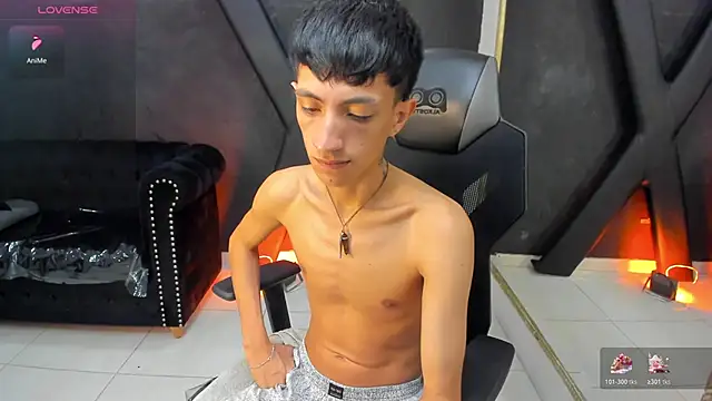 Snapshot of DereckCooperr chatting on November 2025 12:10:02 AM DereckCooperr online show from November 2025 12:10:02 AM