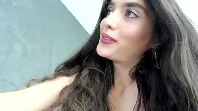 PortraitMarie online show from December 2024 05:55:01 PM