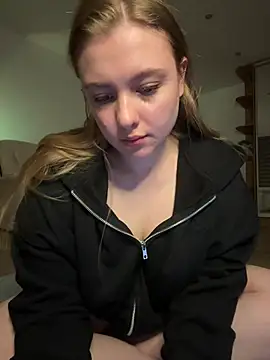 freiiaflower online show from April 2026 06:26:01 PM