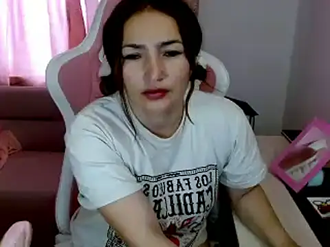 EVA GRAYS online show from February 2025 07:19:02 PM