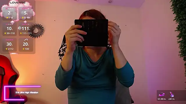 Katy Van online show from December 2025 08:57:01 PM