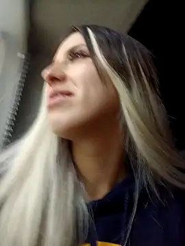 Snapshot of eva-2023 chatting on November 2025 02:10:02 AM eva-2023 online show from November 2025 02:10:02 AM