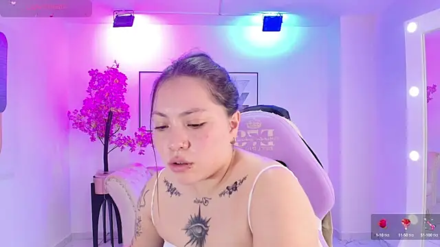 Isa reel online show from October 2025 07:34:01 PM