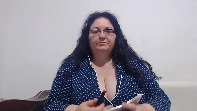 Nykyxo online show from April 2026 10:15:01 PM