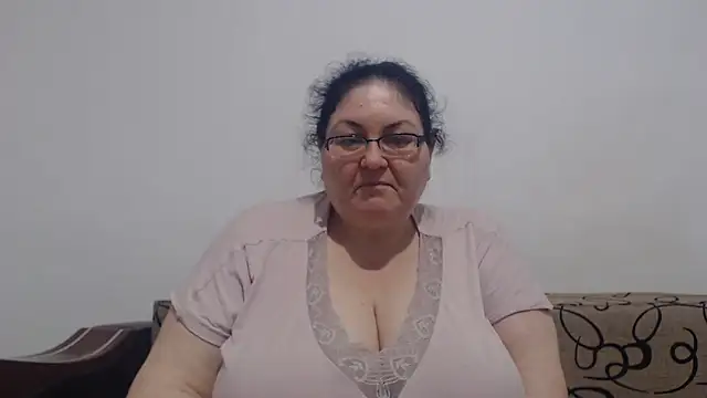 Nykyxo online show from June 2026 10:43:02 AM