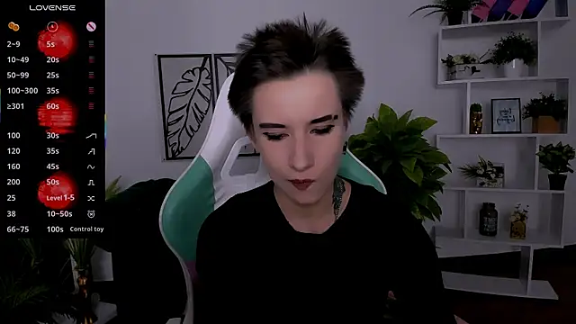 Snapshot of _Rein_ramm chatting on October 2025 06:28:01 PM Rein ramm online show from October 2025 06:28:01 PM