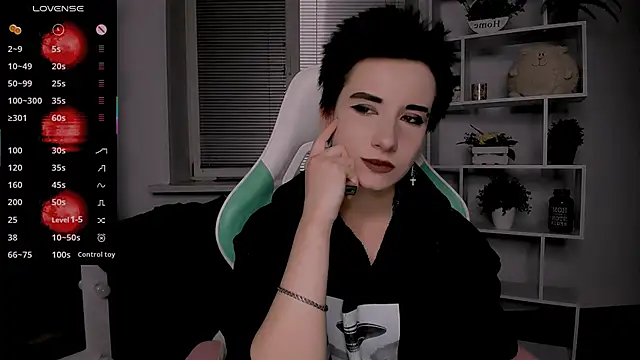 Snapshot of _Rein_ramm chatting on October 2025 08:42:01 PM Rein ramm online show from October 2025 08:42:01 PM