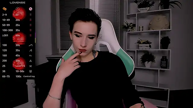 Snapshot of _Rein_ramm chatting on October 2025 07:21:02 PM Rein ramm online show from October 2025 07:21:02 PM