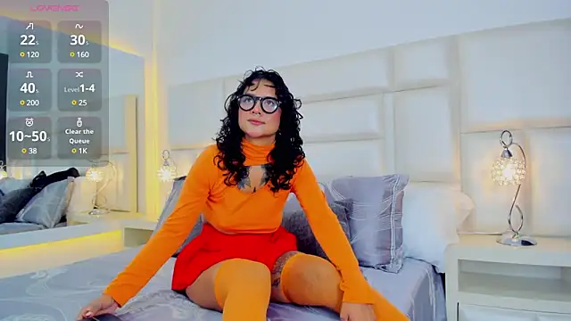 AliceBanks online show from February 2025 12:12:01 PM