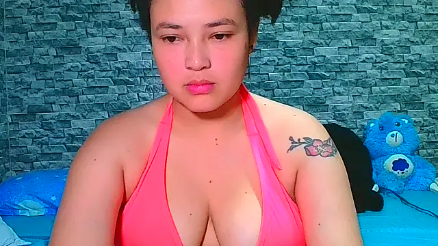 Snapshot of vanellope12 chatting on November 2025 07:16:02 PM vanellope12 online show from November 2025 07:16:02 PM