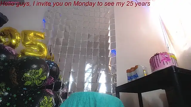 xairaruiz  online show from March 2025 08:01:02 PM