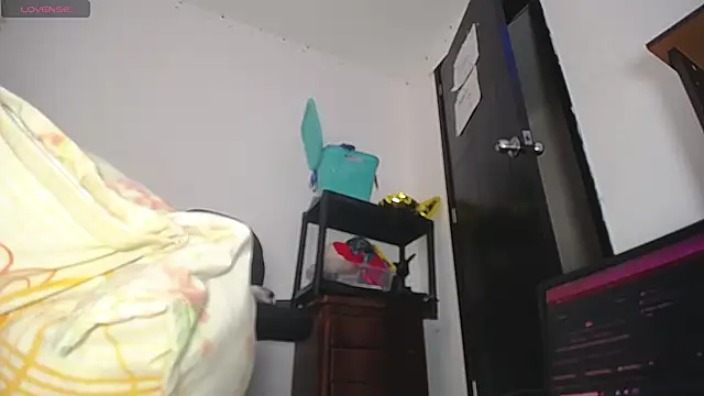 xairaruiz  online show from March 2025 07:35:02 PM