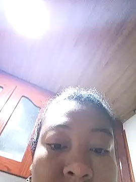 xairaruiz  online show from September 2025 10:26:01 AM