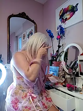 Lia Roxx online show from February 2025 04:17:02 PM