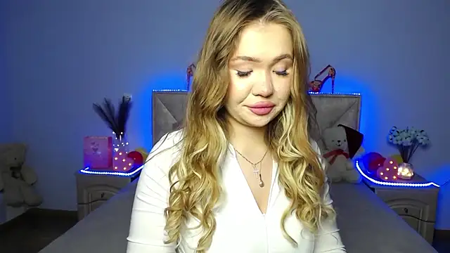 StacyYellig online show from January 2025 04:04:01 AM