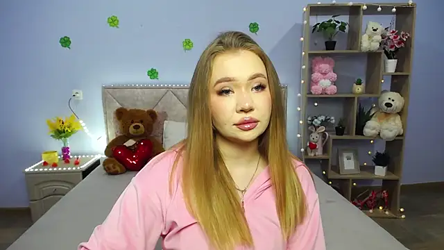 StacyYellig online show from March 2025 08:32:02 PM