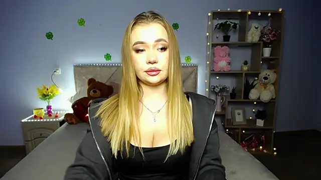 StacyYellig online show from March 2025 03:36:02 AM